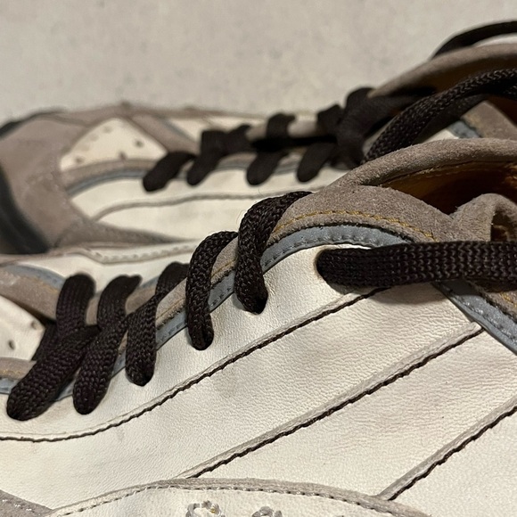 Just For Me Vibrant Leather Baseball Shoes Sz 40(9 Us) - Picture 2 of 10